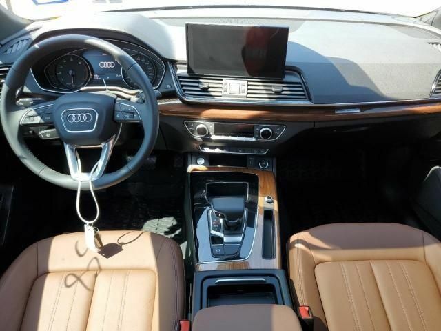 Ауді Ку 5 2022 у Львові на Automoto.ua Сірий Ауді Ку 5, об'ємом двигуна 2 л та пробігом 84 тис. км за 24500 $, фото 1 на Automoto.ua