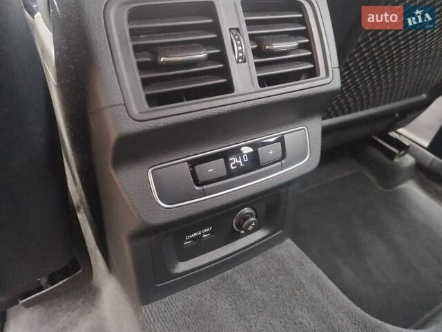 Серый Ауди Ку 5, объемом двигателя 1.98 л и пробегом 76 тыс. км за 31200 $, фото 27 на Automoto.ua