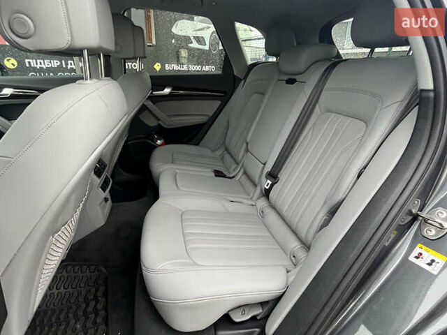 Серый Ауди Ку 5, объемом двигателя 1.98 л и пробегом 41 тыс. км за 37999 $, фото 24 на Automoto.ua