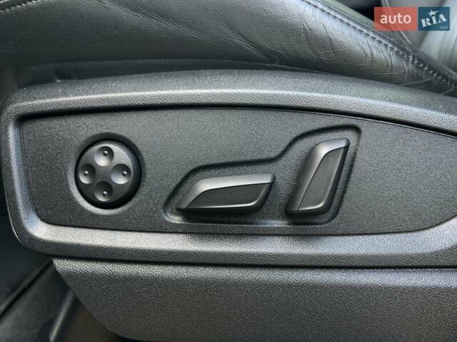 Серый Ауди Ку 5, объемом двигателя 2 л и пробегом 4 тыс. км за 57999 $, фото 33 на Automoto.ua