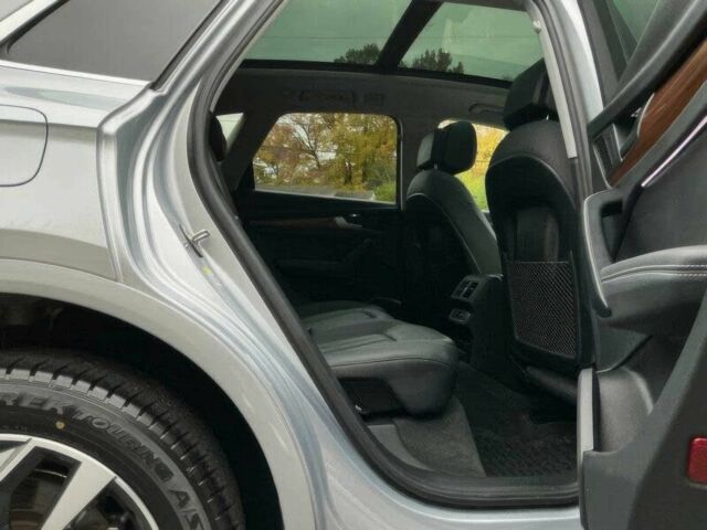 Сірий Ауді Ку 5, об'ємом двигуна 2 л та пробігом 22 тис. км за 37000 $, фото 9 на Automoto.ua