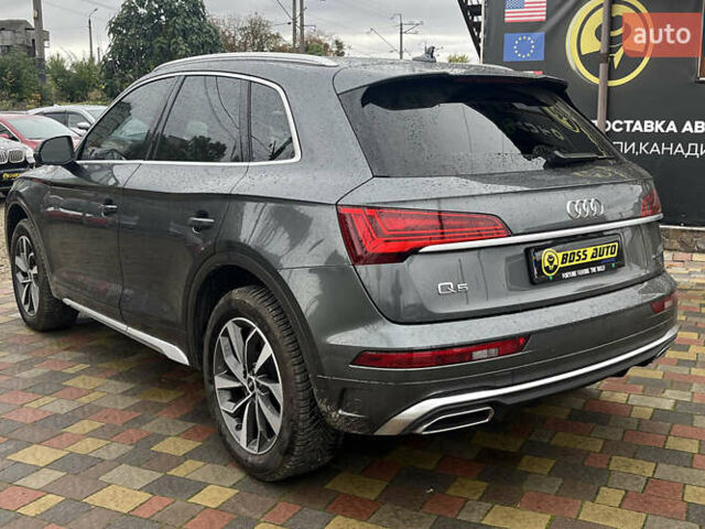 Серый Ауди Ку 5, объемом двигателя 1.98 л и пробегом 41 тыс. км за 37999 $, фото 4 на Automoto.ua