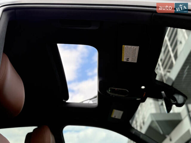 Сірий Ауді Ку 5, об'ємом двигуна 2 л та пробігом 23 тис. км за 39900 $, фото 97 на Automoto.ua