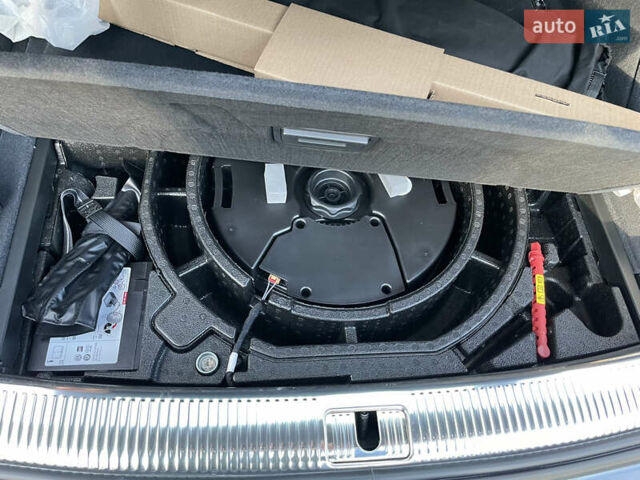 Серый Ауди Ку 5, объемом двигателя 1.97 л и пробегом 51 тыс. км за 55500 $, фото 18 на Automoto.ua