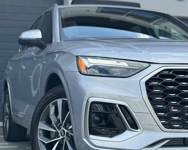 Сірий Ауді Ку 5, об'ємом двигуна 2 л та пробігом 23 тис. км за 39900 $, фото 16 на Automoto.ua