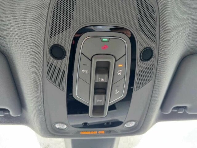 Сірий Ауді Ку 5, об'ємом двигуна 2 л та пробігом 28 тис. км за 27200 $, фото 18 на Automoto.ua