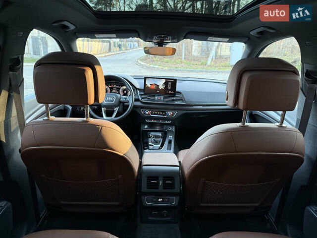 Серый Ауди Ку 5, объемом двигателя 1.98 л и пробегом 56 тыс. км за 37000 $, фото 15 на Automoto.ua