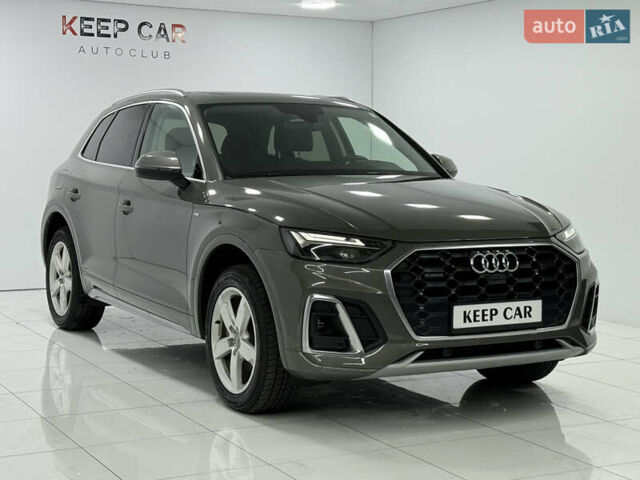 Серый Ауди Ку 5, объемом двигателя 1.98 л и пробегом 39 тыс. км за 44900 $, фото 4 на Automoto.ua