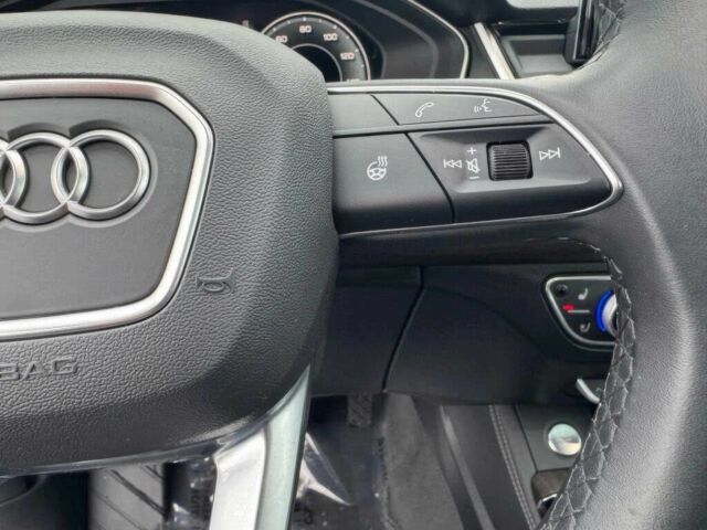 Сірий Ауді Ку 5, об'ємом двигуна 2 л та пробігом 28 тис. км за 27200 $, фото 12 на Automoto.ua