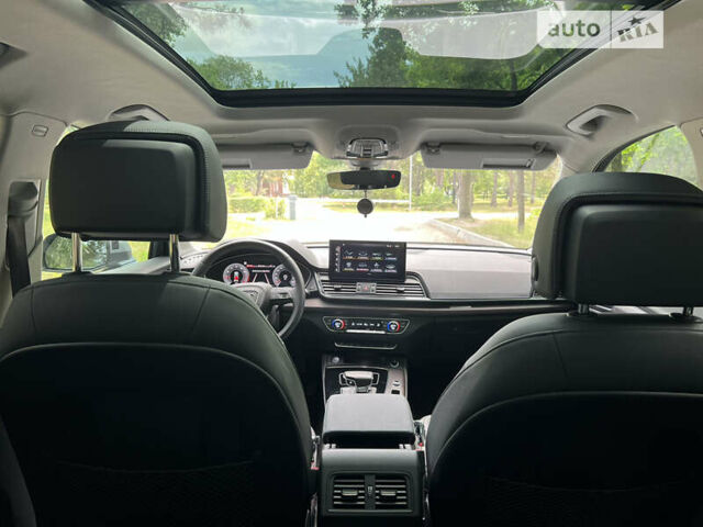 Серый Ауди Ку 5, объемом двигателя 1.98 л и пробегом 34 тыс. км за 40500 $, фото 36 на Automoto.ua