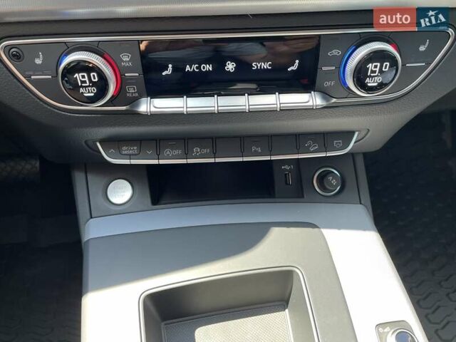 Ауди Ку 5 2022 в Киеве на Automoto.ua Серый Ауди Ку 5, объемом двигателя 1.97 л и пробегом 30 тыс. км за 55500 $, фото 27 на Automoto.ua