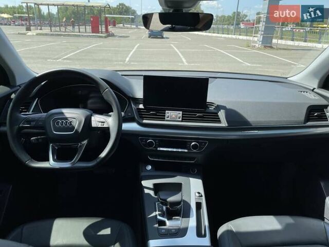 Ауди Ку 5 2022 в Киеве на Automoto.ua Серый Ауди Ку 5, объемом двигателя 1.97 л и пробегом 30 тыс. км за 55500 $, фото 16 на Automoto.ua