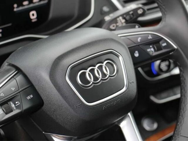 Сірий Ауді Ку 5, об'ємом двигуна 0 л та пробігом 32 тис. км за 17800 $, фото 10 на Automoto.ua