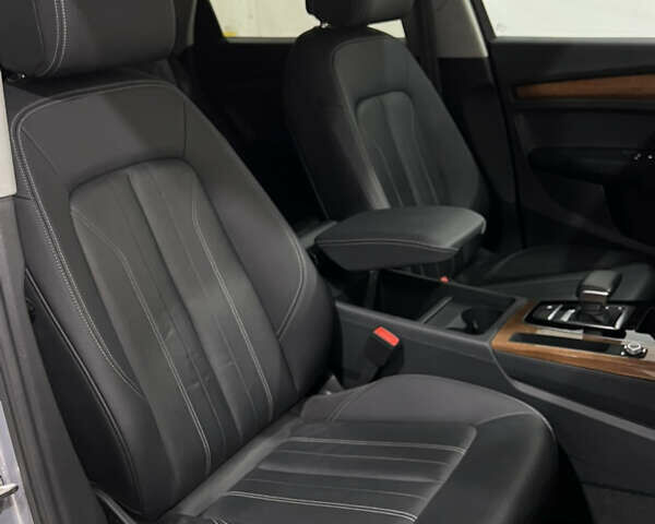 Серый Ауди Ку 5, объемом двигателя 1.98 л и пробегом 18 тыс. км за 34700 $, фото 48 на Automoto.ua