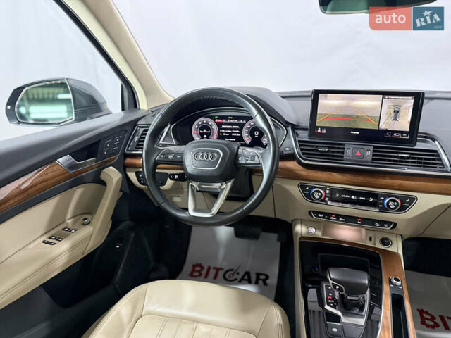 Серый Ауди Ку 5, объемом двигателя 1.98 л и пробегом 3 тыс. км за 34700 $, фото 30 на Automoto.ua