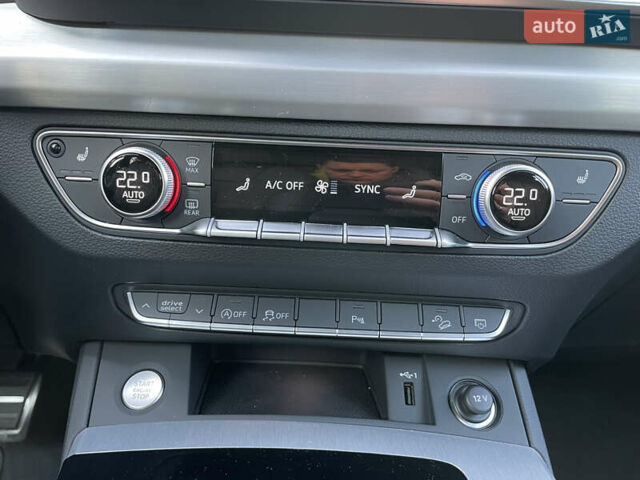 Серый Ауди Ку 5, объемом двигателя 1.97 л и пробегом 51 тыс. км за 55500 $, фото 24 на Automoto.ua