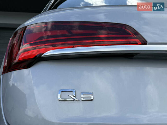 Сірий Ауді Ку 5, об'ємом двигуна 2 л та пробігом 23 тис. км за 39900 $, фото 58 на Automoto.ua