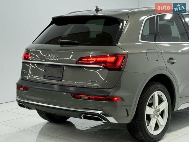 Серый Ауди Ку 5, объемом двигателя 1.98 л и пробегом 39 тыс. км за 44900 $, фото 13 на Automoto.ua