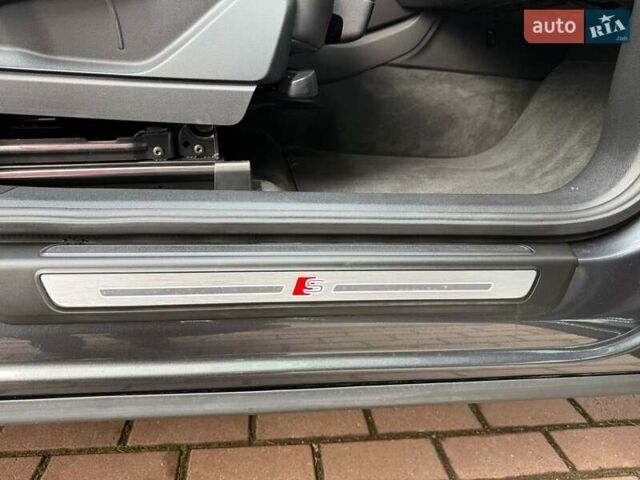 Серый Ауди Ку 5, объемом двигателя 1.97 л и пробегом 35 тыс. км за 59990 $, фото 43 на Automoto.ua