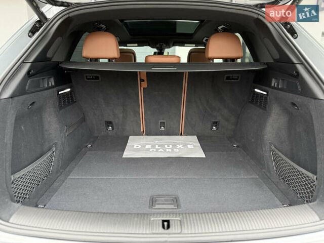 Сірий Ауді Ку 5, об'ємом двигуна 2 л та пробігом 23 тис. км за 39900 $, фото 149 на Automoto.ua