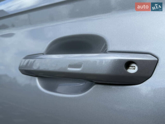 Сірий Ауді Ку 5, об'ємом двигуна 2 л та пробігом 23 тис. км за 39900 $, фото 34 на Automoto.ua