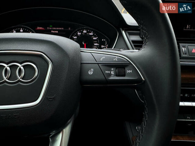 Серый Ауди Ку 5, объемом двигателя 1.98 л и пробегом 10 тыс. км за 42000 $, фото 26 на Automoto.ua