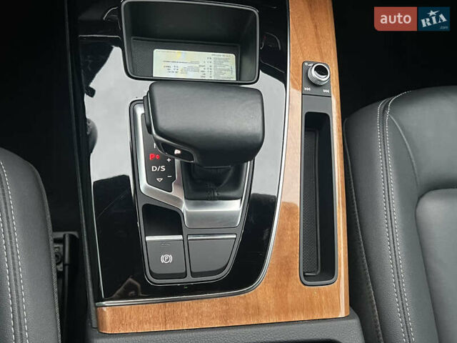 Сірий Ауді Ку 5, об'ємом двигуна 1.98 л та пробігом 41 тис. км за 33500 $, фото 13 на Automoto.ua