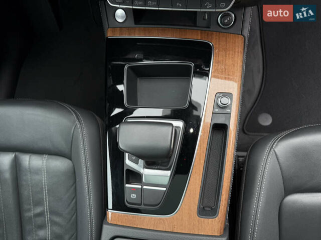 Серый Ауди Ку 5, объемом двигателя 1.98 л и пробегом 51 тыс. км за 37500 $, фото 27 на Automoto.ua