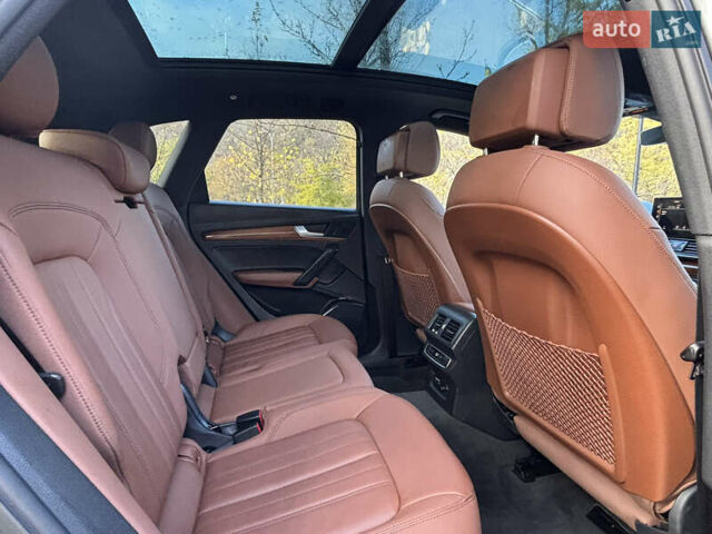 Сірий Ауді Ку 5, об'ємом двигуна 1.98 л та пробігом 55 тис. км за 39500 $, фото 14 на Automoto.ua
