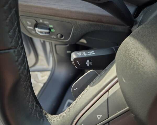 Серый Ауди Ку 5, объемом двигателя 1.98 л и пробегом 21 тыс. км за 38100 $, фото 40 на Automoto.ua