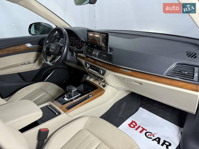 Серый Ауди Ку 5, объемом двигателя 1.98 л и пробегом 3 тыс. км за 34700 $, фото 22 на Automoto.ua