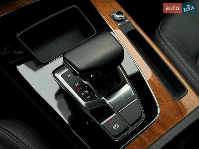 Серый Ауди Ку 5, объемом двигателя 1.98 л и пробегом 10 тыс. км за 42000 $, фото 34 на Automoto.ua