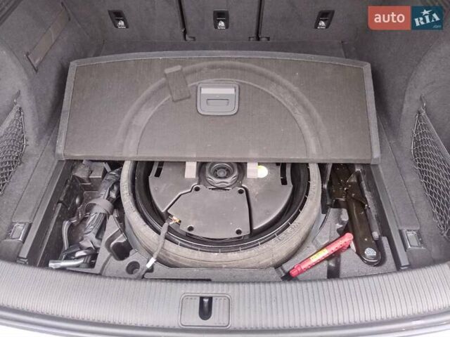 Серый Ауди Ку 5, объемом двигателя 1.98 л и пробегом 76 тыс. км за 31200 $, фото 31 на Automoto.ua