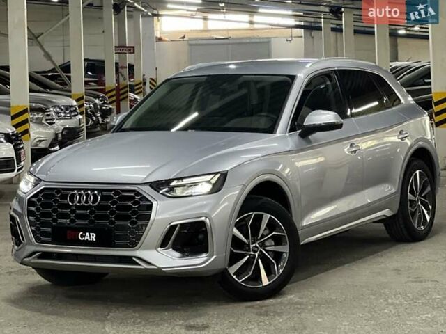 Серый Ауди Ку 5, объемом двигателя 1.98 л и пробегом 18 тыс. км за 34700 $, фото 2 на Automoto.ua