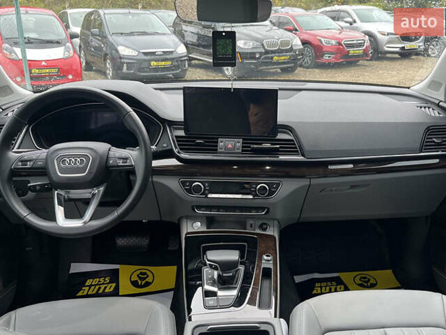 Серый Ауди Ку 5, объемом двигателя 1.98 л и пробегом 41 тыс. км за 37999 $, фото 8 на Automoto.ua