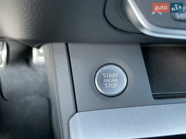 Серый Ауди Ку 5, объемом двигателя 1.97 л и пробегом 51 тыс. км за 55500 $, фото 12 на Automoto.ua