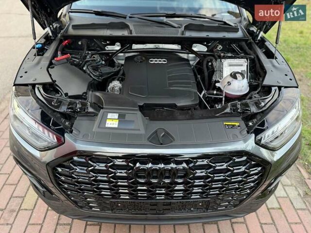 Серый Ауди Ку 5, объемом двигателя 1.97 л и пробегом 35 тыс. км за 59990 $, фото 52 на Automoto.ua