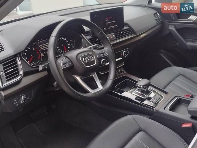 Серый Ауди Ку 5, объемом двигателя 1.98 л и пробегом 76 тыс. км за 31200 $, фото 14 на Automoto.ua