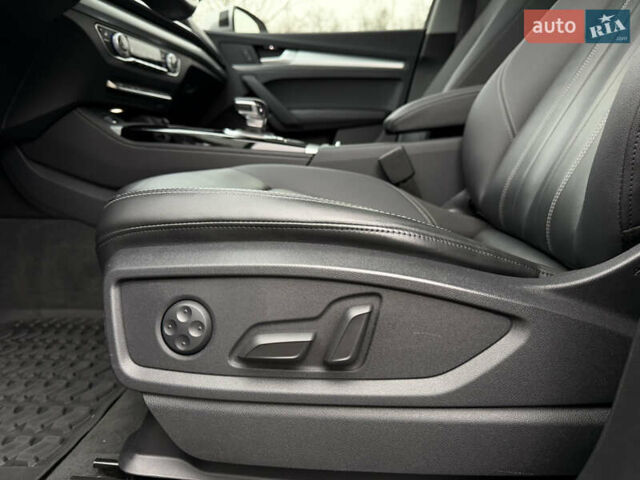 Серый Ауди Ку 5, объемом двигателя 2 л и пробегом 46 тыс. км за 33900 $, фото 29 на Automoto.ua