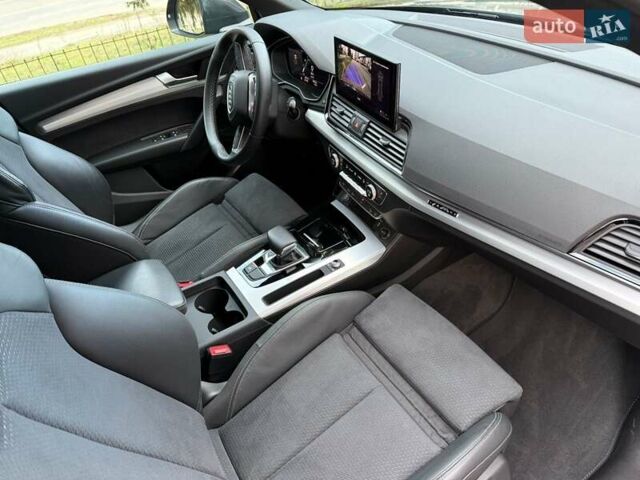 Серый Ауди Ку 5, объемом двигателя 1.97 л и пробегом 35 тыс. км за 59990 $, фото 37 на Automoto.ua