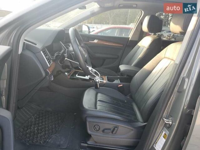 Серый Ауди Ку 5, объемом двигателя 2 л и пробегом 97 тыс. км за 16900 $, фото 6 на Automoto.ua