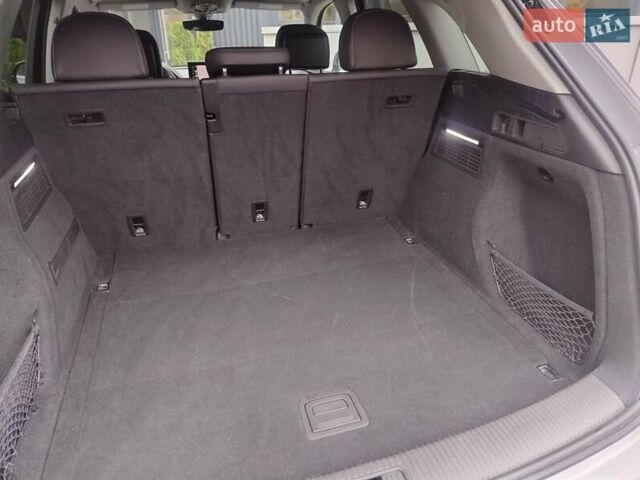 Серый Ауди Ку 5, объемом двигателя 1.98 л и пробегом 76 тыс. км за 31200 $, фото 30 на Automoto.ua