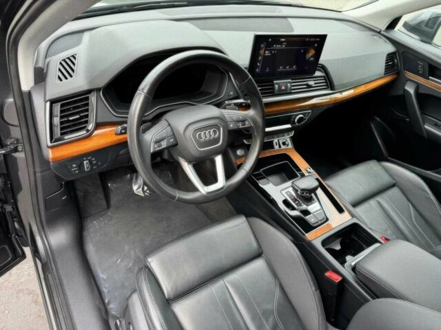 Сірий Ауді Ку 5, об'ємом двигуна 2 л та пробігом 30 тис. км за 27200 $, фото 8 на Automoto.ua