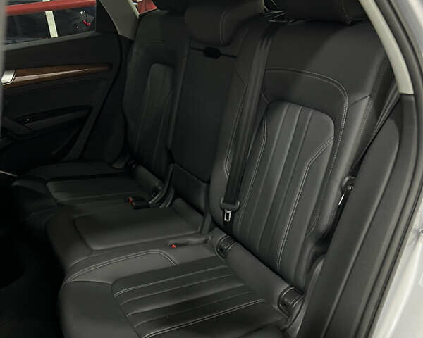 Серый Ауди Ку 5, объемом двигателя 1.98 л и пробегом 18 тыс. км за 34700 $, фото 50 на Automoto.ua