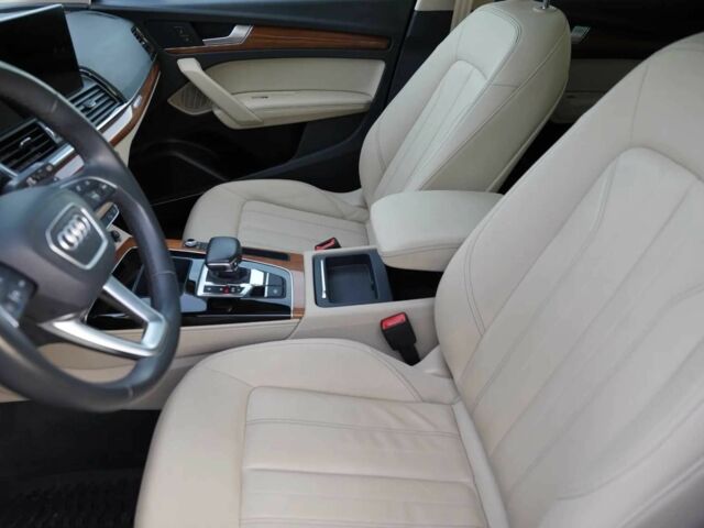 Серый Ауди Ку 5, объемом двигателя 2 л и пробегом 67 тыс. км за 27000 $, фото 23 на Automoto.ua