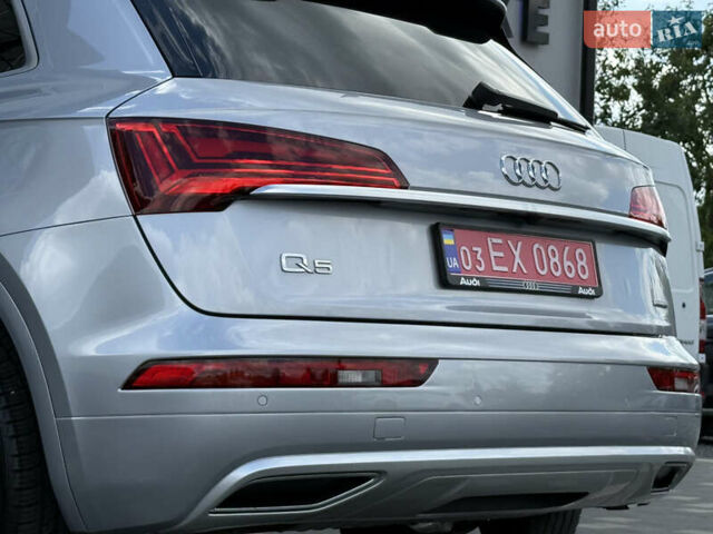 Сірий Ауді Ку 5, об'ємом двигуна 2 л та пробігом 23 тис. км за 39900 $, фото 49 на Automoto.ua