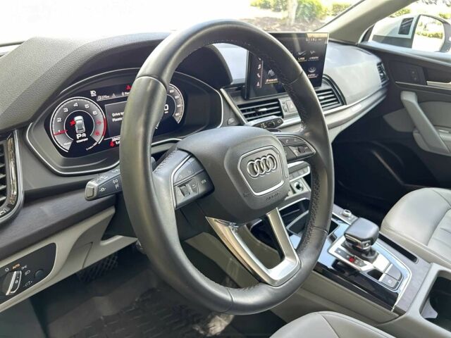 Сірий Ауді Ку 5, об'ємом двигуна 2 л та пробігом 28 тис. км за 10000 $, фото 8 на Automoto.ua