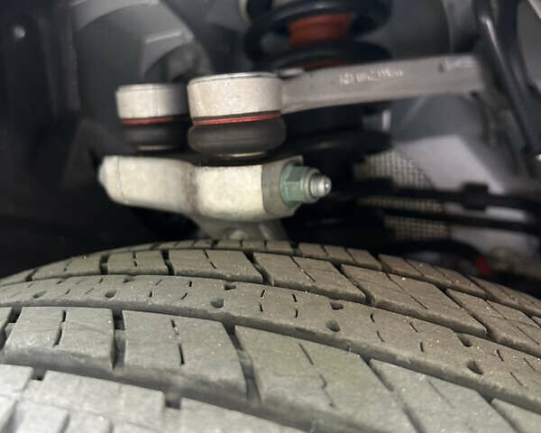 Серый Ауди Ку 5, объемом двигателя 1.98 л и пробегом 34 тыс. км за 40500 $, фото 16 на Automoto.ua