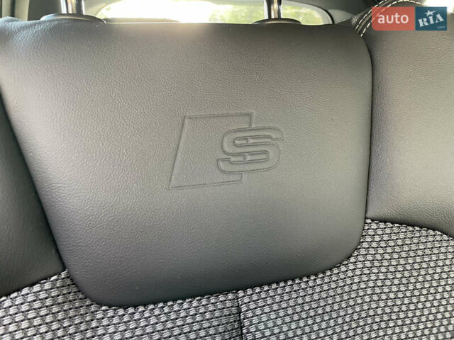 Серый Ауди Ку 5, объемом двигателя 1.97 л и пробегом 51 тыс. км за 55500 $, фото 28 на Automoto.ua