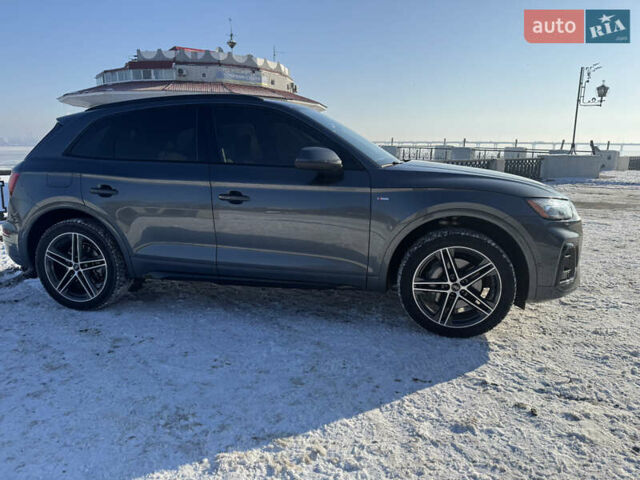 Сірий Ауді Ку 5, об'ємом двигуна 1.98 л та пробігом 44 тис. км за 58000 $, фото 3 на Automoto.ua